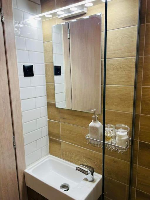 סלוניקי Luxury No4 Apartment In Ladadika מראה חיצוני תמונה
